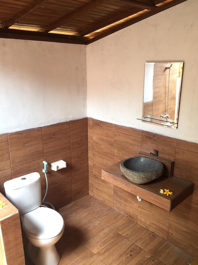ホテル Beautiful House Batununggul エクステリア 写真